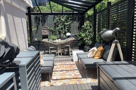 Photo of property in 1/2 Heathcote Road, Castor Bay, Auckland, 0620