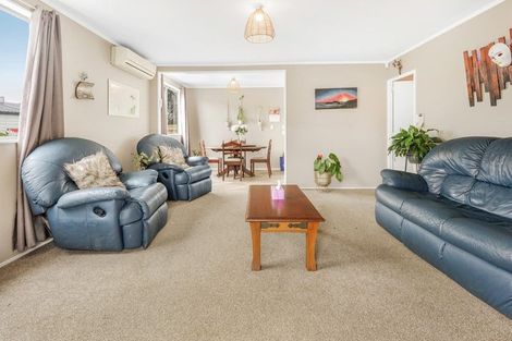 Photo of property in 29 Penney Green, Nawton, Hamilton, 3200