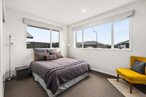 Photo of property in 17 Hurunui Drive, Te Awa, Napier, 4110