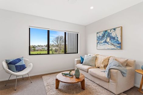 Photo of property in 17 Lady Mckenzie Mews, Takanini, 2112