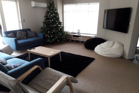 Photo of property in 200 Harbourside Drive, Karaka, Papakura, 2113