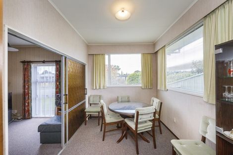 Photo of property in 14 Suffolk Crescent, Feilding, 4702