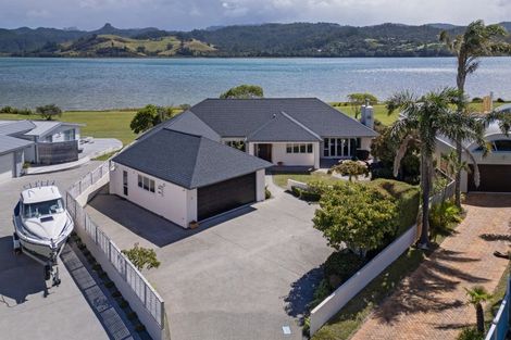 Photo of property in 9 Victoria Court, Pauanui, Hikuai, 3579