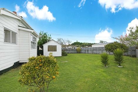 Photo of property in 15 Burton Avenue, Whanganui East, Whanganui, 4500