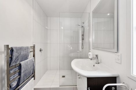 Photo of property in 23u7 Marama Street, Frankton, Hamilton, 3204