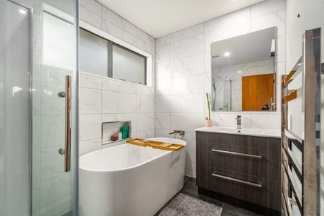 Photo of property in 5 Longmont Terrace, Churton Park, Wellington, 6037