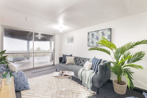 Photo of property in 119 Ruskin Road, Newlands, Wellington, 6037