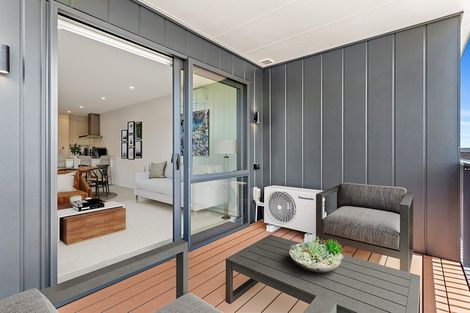 Photo of property in 10/18 Paraone Crescent, Takanini, 2112