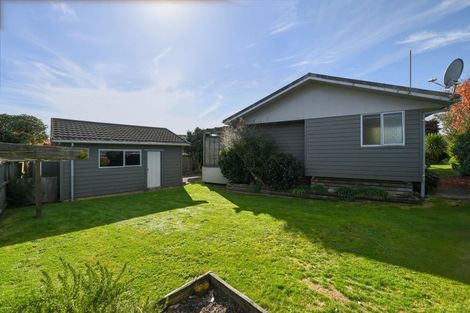 Photo of property in 37 Basley Road, Owhata, Rotorua, 3010