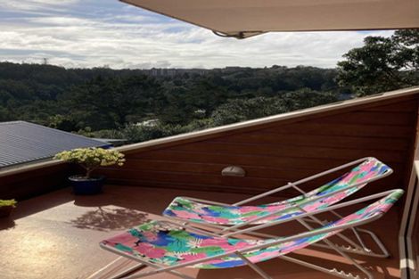 Photo of property in 2/71 Balmain Road, Birkenhead, Auckland, 0626