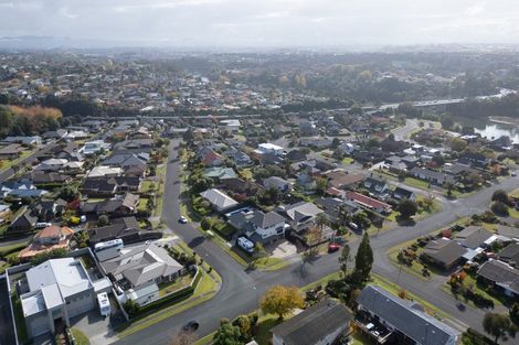 Photo of property in 2 Dallinger Street, St Andrews, Hamilton, 3200
