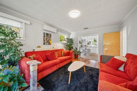 Photo of property in 273 Middleton Road, Glenside, Wellington, 6037