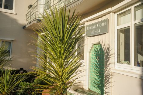 Photo of property in Fountain Court, 13/48 Oriental Parade, Oriental Bay, Wellington, 6011