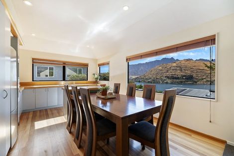 Photo of property in 37 Larch Hill Place, Queenstown, 9300