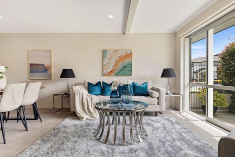 Photo of property in 18 Akeake Lane, Manurewa, Auckland, 2102