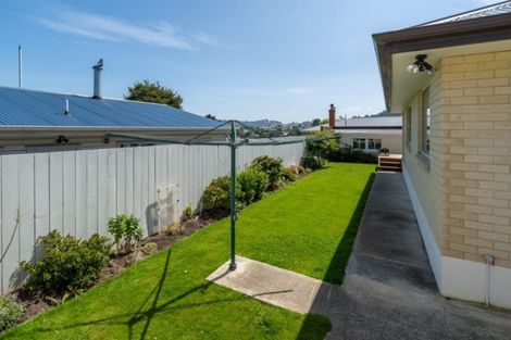 Photo of property in 3 Loudon Street, Green Island, Dunedin, 9018
