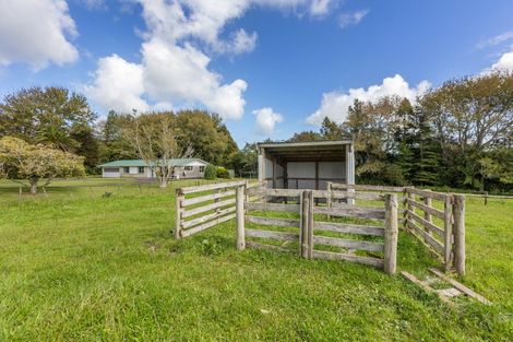 Photo of property in 2133 Wiremu Road, Newall, New Plymouth, 4381