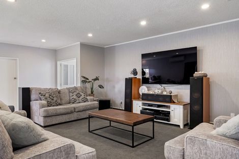 Photo of property in 15 Fairfield Road, Levin, 5510