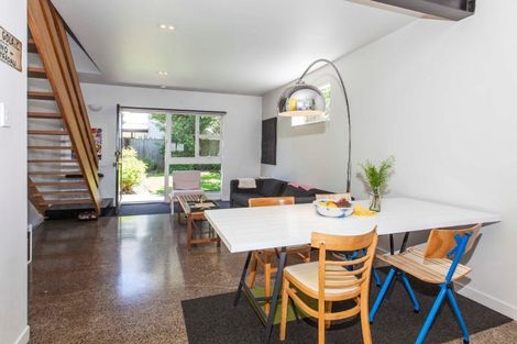 Photo of property in 4/23 Holly Road, St Albans, Christchurch, 8014