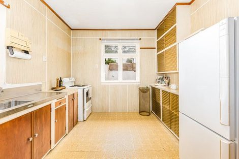 Photo of property in 27 Buckingham Street, Melrose, Wellington, 6023