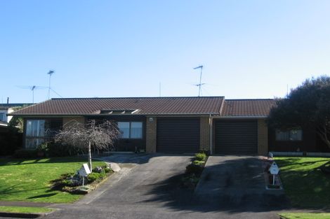 Photo of property in 1b Lorelei Place, Opaheke, Papakura, 2113