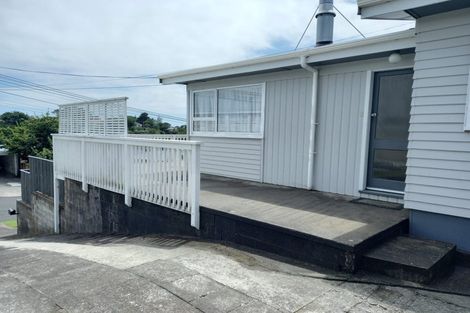 Photo of property in 15 Penrith Street, Westown, New Plymouth, 4310