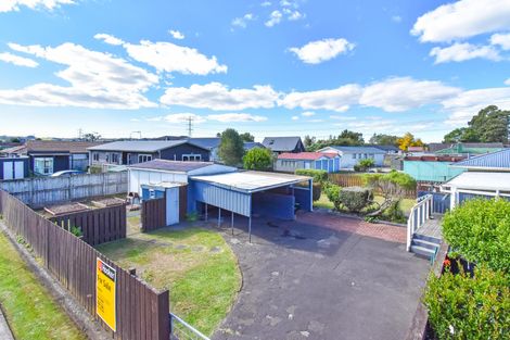 Photo of property in 2 Berwyn Avenue, Takanini, 2112