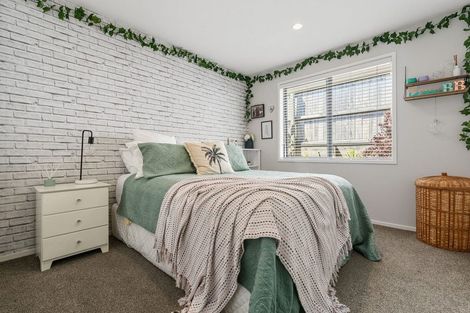 Photo of property in 36 Benmore Crescent, Pyes Pa, Tauranga, 3112