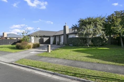 Photo of property in 16 Jasmine Place, Cambridge, 3434