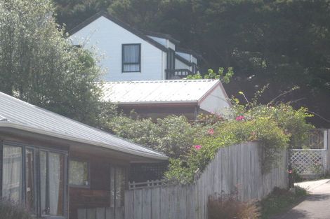 Photo of property in 11 Heathglen Place, Bayview, Auckland, 0629