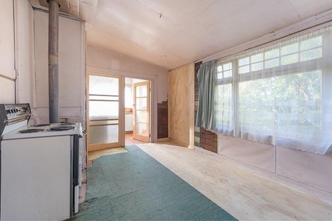 Photo of property in 23 Falstaff Street, Stratford, 4332