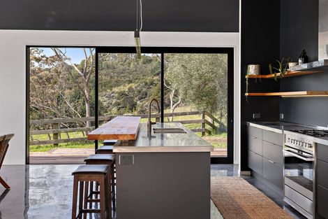 Photo of property in 75 Fagan Lane, Kaimarama, Whitianga, 3591