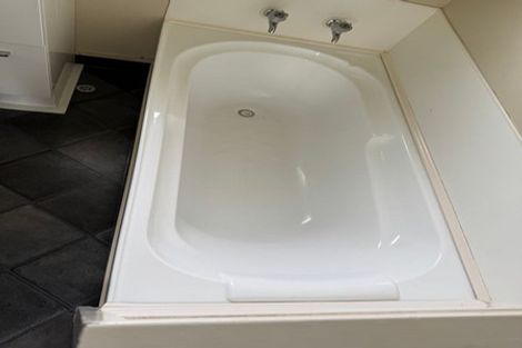 Photo of property in 175 Hakanoa Street, Huntly, 3700