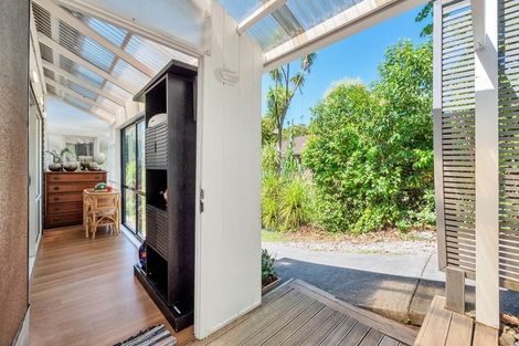 Photo of property in 1/43 Glamorgan Drive, Torbay, Auckland, 0630