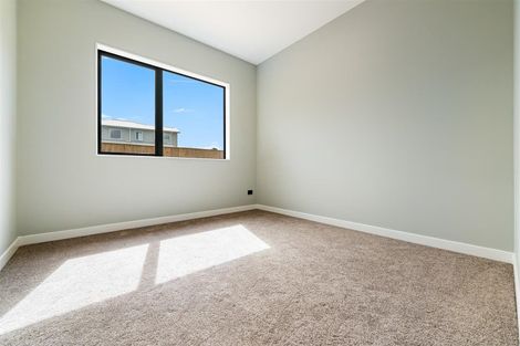 Photo of property in 32 Ta Moko Drive, Gulf Harbour, 0930