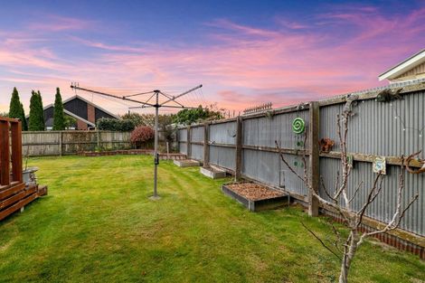 Photo of property in 18 Greenock Street, Redwood, Christchurch, 8051