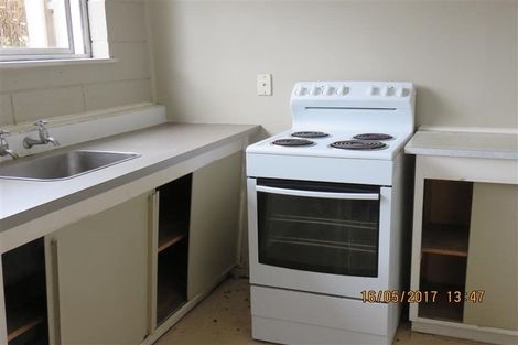 Photo of property in 303 Great North Road, Henderson, Auckland, 0612