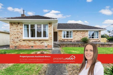 Photo of property in 16 Serjeant Street, Henderson, Auckland, 0612