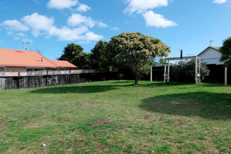 Photo of property in 27 College Drive, Paraparaumu, 5032