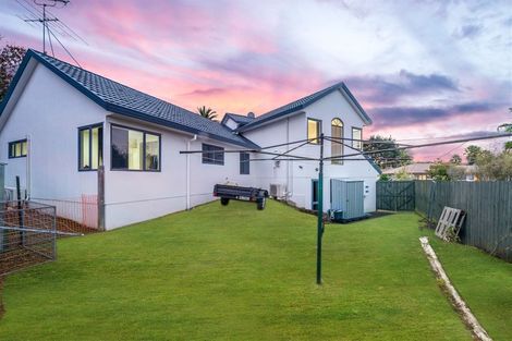 Photo of property in 10 San Pablo Way, Henderson, Auckland, 0612