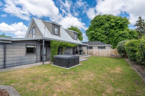 Photo of property in 10 Ensign Place, Flagstaff, Hamilton, 3210