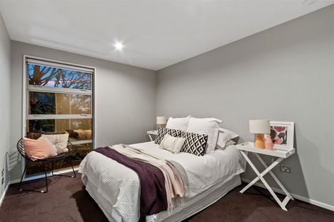 Photo of property in 128a Holly Road, St Albans, Christchurch, 8014