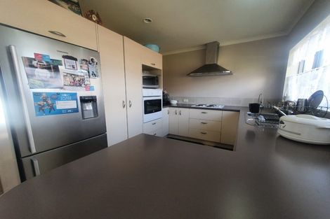 Photo of property in 28 Takanini School Road, Takanini, 2112