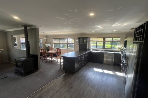 Photo of property in 74 Willowview Drive, Redwood, Christchurch, 8051