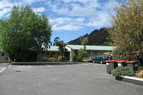 Photo of property in 4u Rutland Street, Picton, 7220