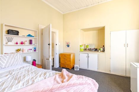 Photo of property in 165 Forth Street, North Dunedin, Dunedin, 9016