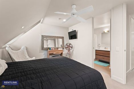 Photo of property in 16 Adams Avenue, Mount Maunganui, 3116