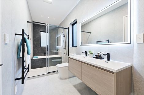 Photo of property in 70b Alexander Avenue, Torbay, Auckland, 0630