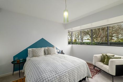 Photo of property in 155 Fendalton Road, Fendalton, Christchurch, 8041