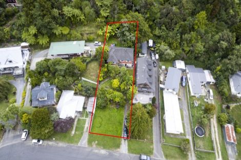 Photo of property in 18 Jocelyn Crescent, Pinehaven, Upper Hutt, 5019
